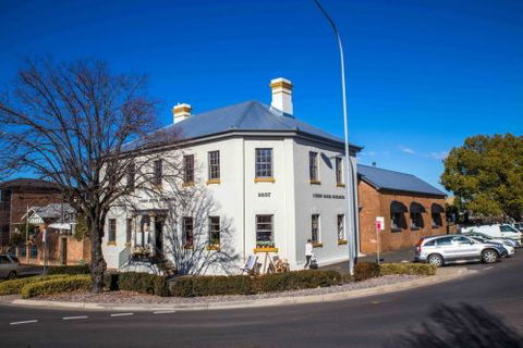 Union Bank Wine Bar - Accommodation Brisbane 2