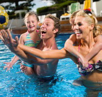 V3 Bar  Novotel Brighton Beach - Accommodation Brisbane