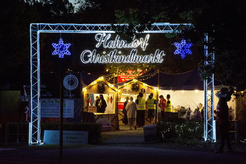 Hahndorf Christmas Market Walking Tours - Accommodation Brisbane 0