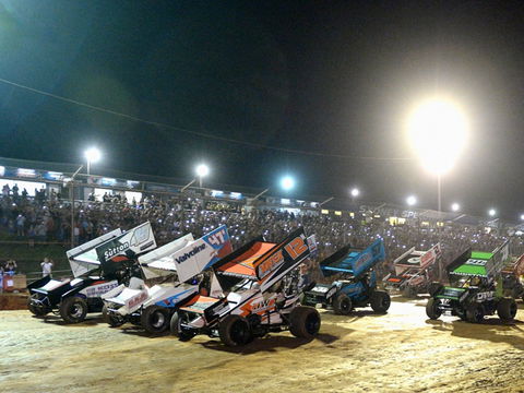 Valvoline Raceway's Opening Night - Accommodation Brisbane 1