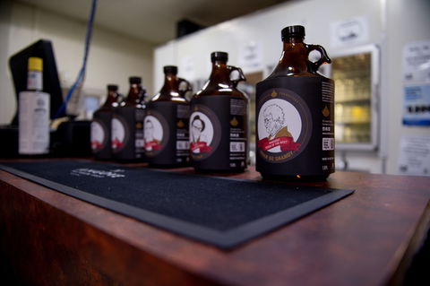 Beer And Wine O'Clock At Club Boutique Hotel Cunnamulla - Accommodation Brisbane 0