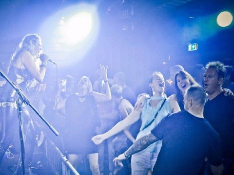 Karaoke At The Avenue - Accommodation Brisbane 0