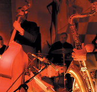 The Pearly Shells feat. Julie O'Hara - Accommodation Brisbane
