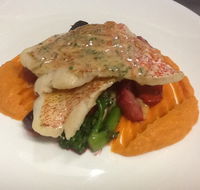 Basils Seafood Restaurant - Accommodation Brisbane