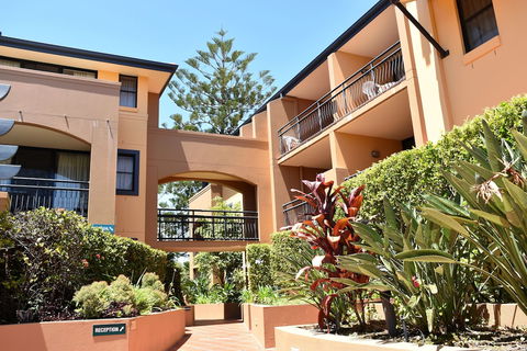 Mermaid Beach Park View Resort - Accommodation Brisbane 0