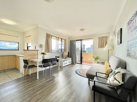 Mermaid Beach Park View Resort - Accommodation Brisbane 4