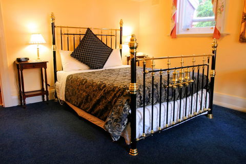 The Lodge On Elizabeth - Accommodation Brisbane 3