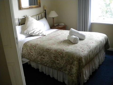 The Lodge On Elizabeth - Accommodation Brisbane 6