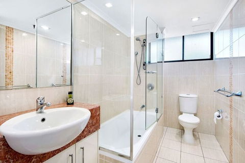 ULTIQA Beach Haven At Broadbeach - Accommodation Brisbane 3