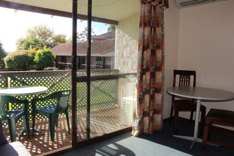 Karri Forest Motel - Accommodation Brisbane 6