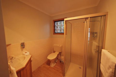 Driftwood Cottages - Accommodation Brisbane 6