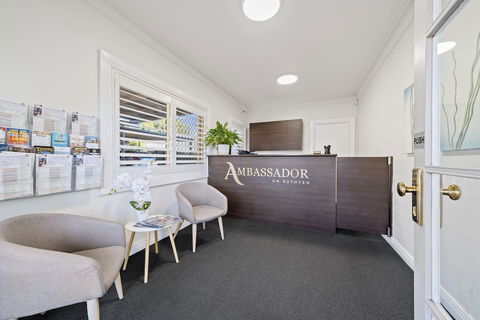 Ambassador On Ruthven - Accommodation Brisbane 4