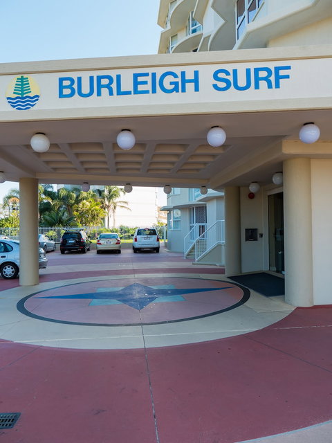Burleigh Surf Apartments - Accommodation Brisbane 0
