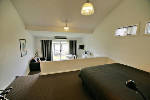 Starline Alpacas Farmstay Resort - Accommodation Brisbane 7