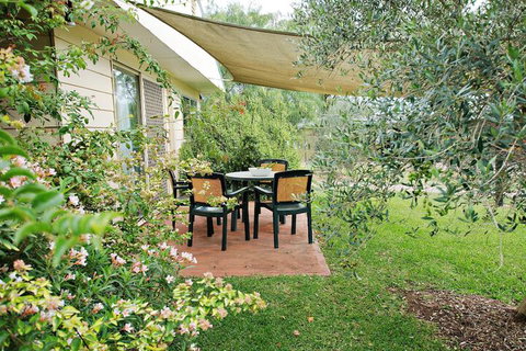 Starline Alpacas Farmstay Resort - Accommodation Brisbane 2