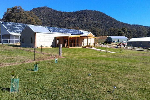 Starline Alpacas Farmstay Resort - Accommodation Brisbane 3