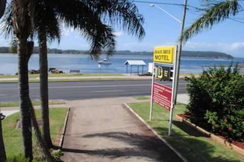 Beach Drive Motel - Accommodation Brisbane 0