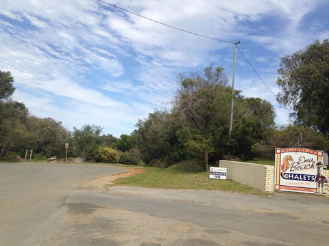 Emu Beach Chalets - Accommodation Brisbane 2
