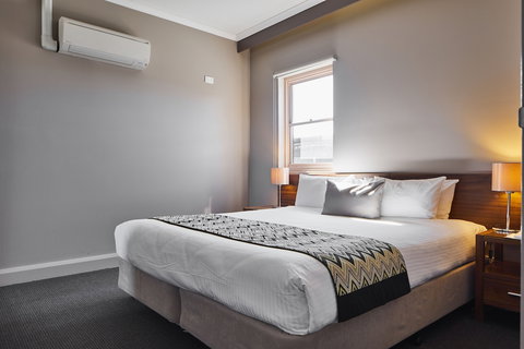 Quality Hotel Dickson - Accommodation Brisbane 2
