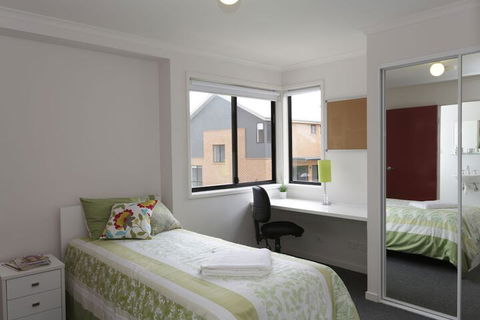 Macquarie University Village - Accommodation Brisbane 4
