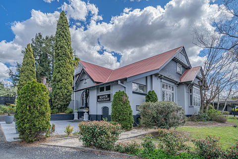 Cotswold Gardens - Accommodation Brisbane 6