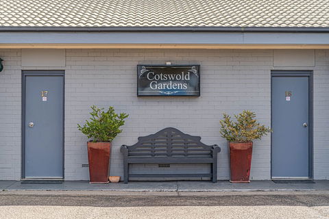 Cotswold Gardens - Accommodation Brisbane 2