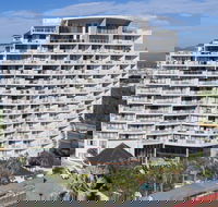 Broadbeach Savannah Hotel  Resort - Accommodation Brisbane