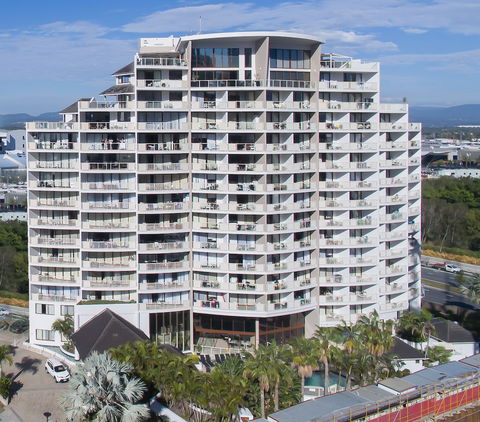 Broadbeach Savannah Hotel & Resort - Accommodation Brisbane 0