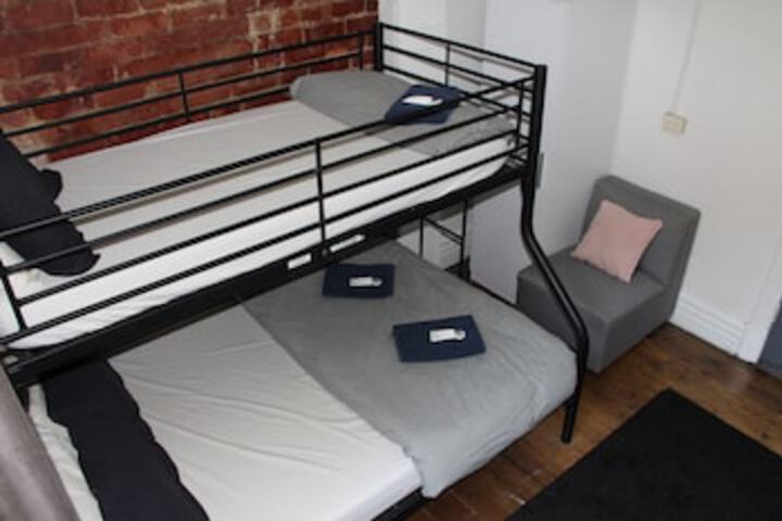 Melbourne VIC Accommodation Brisbane