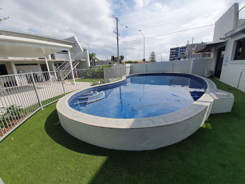 Montego Mermaid Beach Motel - Accommodation Brisbane 3