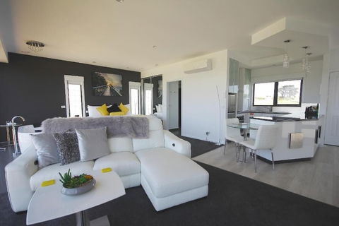 Horizon Deluxe Apartments - Accommodation Brisbane 2