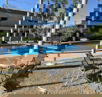 Pine Tree Motel - Accommodation Brisbane