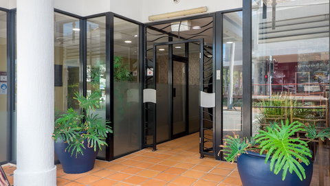 Aegean Apartments - Accommodation Brisbane 1