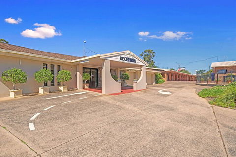 Comfort Inn Glenfield - Accommodation Brisbane 4