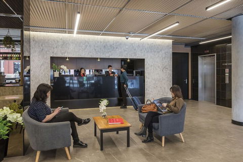 Arrow On Swanston - Accommodation Brisbane 5