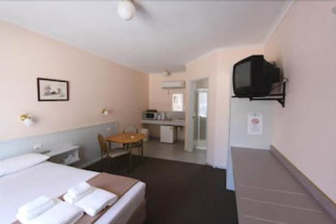 Lazy River Motor Inn - Accommodation Brisbane 6