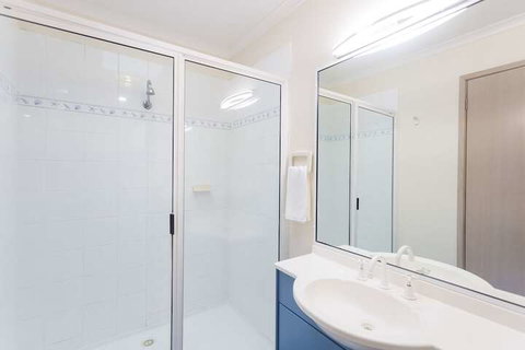 Shoal Bay Holiday Park - Accommodation Brisbane 2