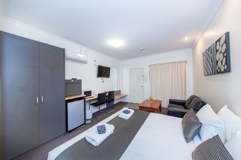 Ascot Lodge Motor Inn Kingaroy - Accommodation Brisbane 6