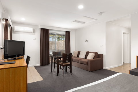 Comfort Inn Silver Birch - Accommodation Brisbane 1