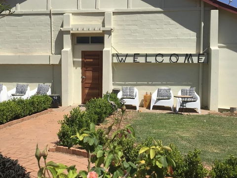 Club Boutique Hotel Cunnamulla - Accommodation Brisbane 2