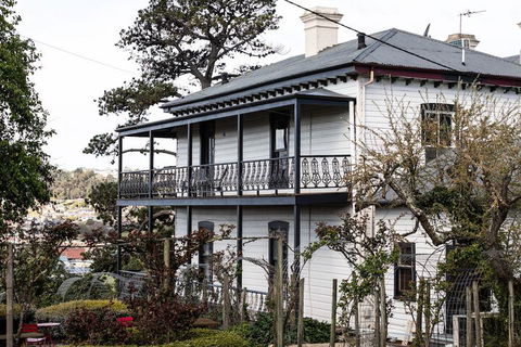 The Dragonfly Inn - Accommodation Brisbane 1