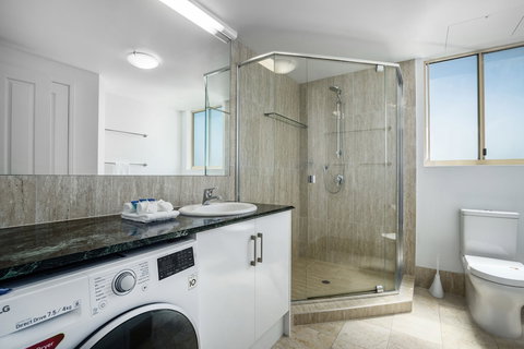 Landmark Resort - Accommodation Brisbane 5