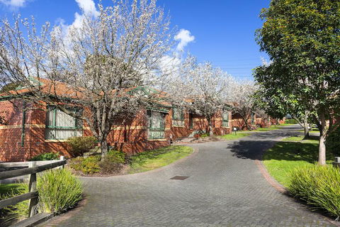 Mount Waverley Townhouses - Accommodation Brisbane 1