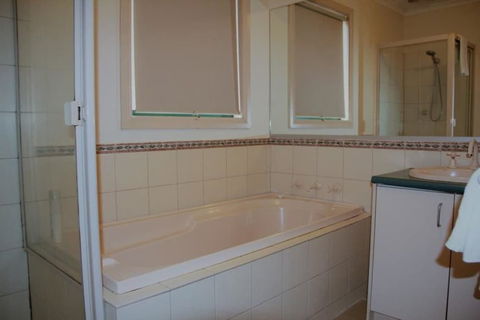 Mount Waverley Townhouses - Accommodation Brisbane 4
