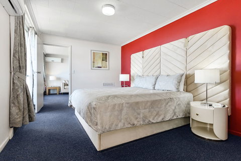 Highpoint International - Accommodation Brisbane 3