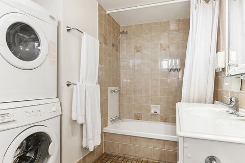 Highpoint International - Accommodation Brisbane 5