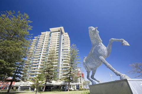 Mantra Broadbeach On The Park - Accommodation Brisbane 2