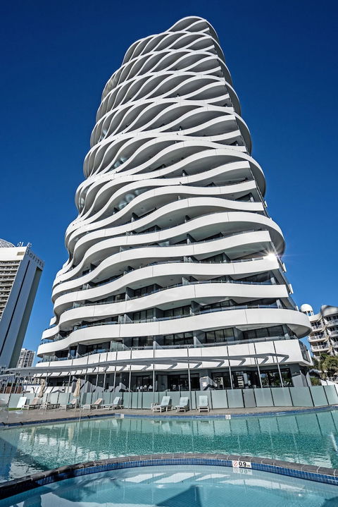 The Wave Resort - Accommodation Brisbane 0