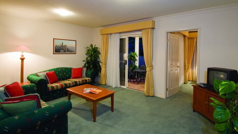 Royal Woods Resort - Accommodation Brisbane 5