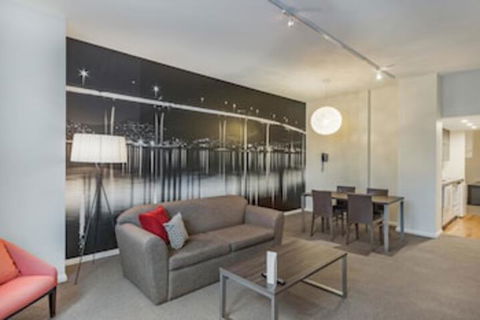 Mantra One Sandy Bay Road - Accommodation Brisbane 0